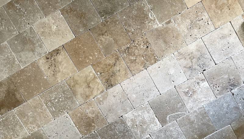 Quelle pierre naturelle pour sol intérieur, cuisine, salle de bain, salon, pièces à vivre? Livraison AVIGNON
