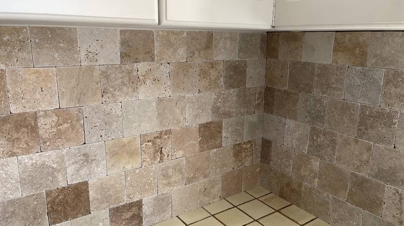 Quelle pierre naturelle pour sol intérieur, cuisine, salle de bain, salon, pièces à vivre? Livraison MONTPELLIER