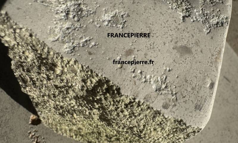 Pierre de Martel : Dallage et Margelles de Qualité, proche Rocamadour en Occitanie