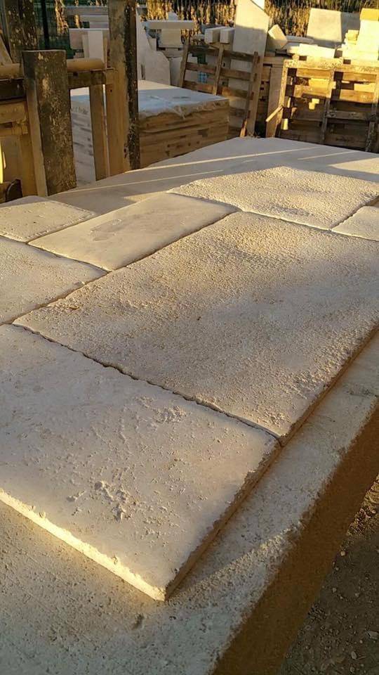 Rénovez votre demeure avec des matériaux de caractère grâce à FRANCEPIERRE. Livraison Le Val, Brignoles, le Haut-Var (83)