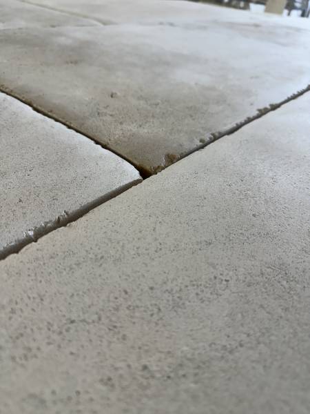 SEPT SHOWROOMS en France pour Découvrir la Pierre Naturelle.