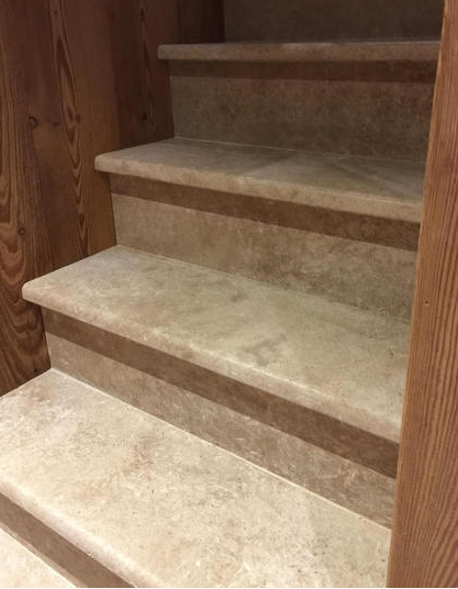 Escalier en Travertin en haute Montagne