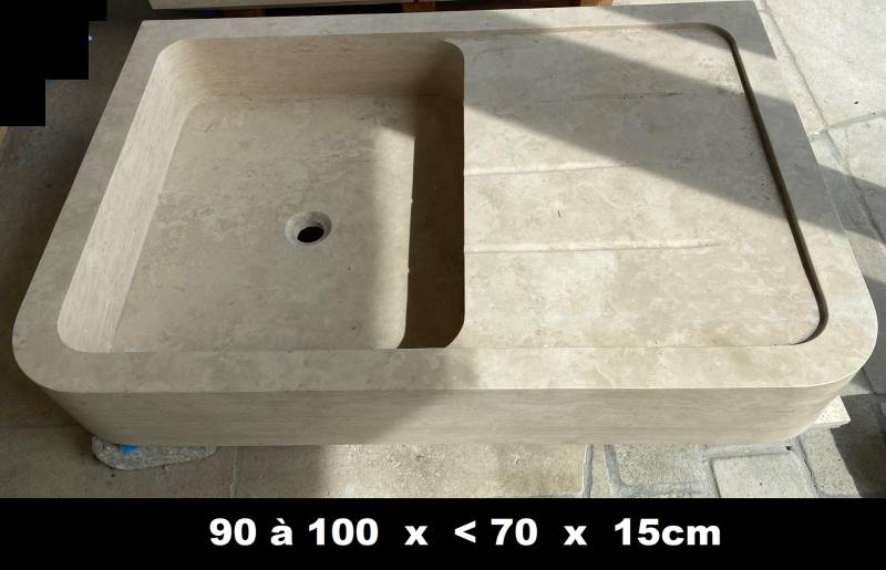 TRAVERTIN MONTELIMAR, dallage intérieur et extérieur, livraison avec camion hayon et camion-grue.