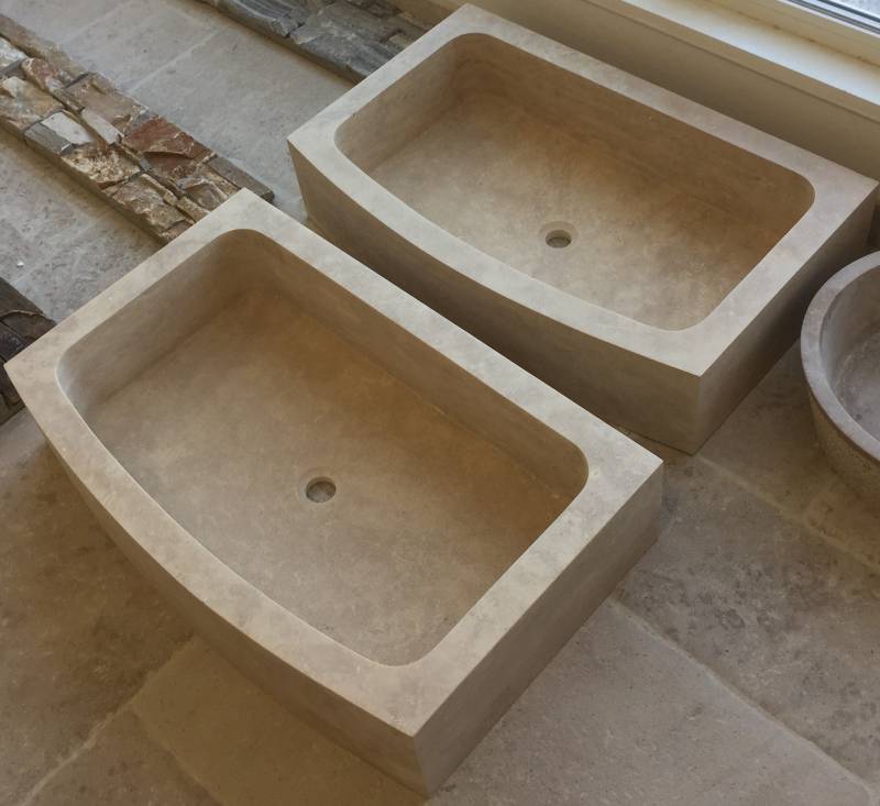 TRAVERTIN BORDEAUX, livraison avec camion hayon.