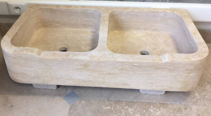 Vente vasque evier en travertin naturelle à Uzes
