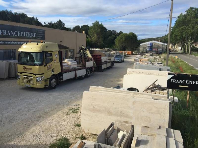 Carrelage pierre naturelle livraison Marseille