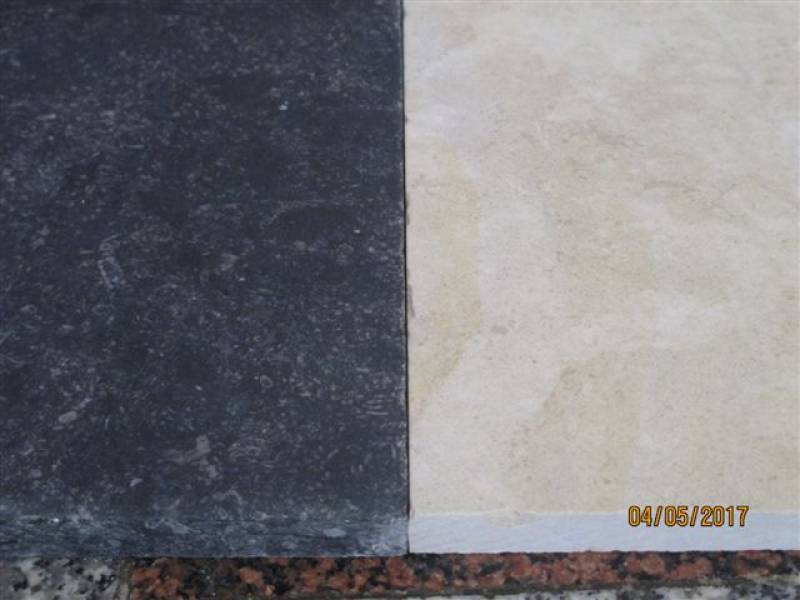 Dallage en damier Bleu Belge et Balkan, Lubéron 84 Vaucluse