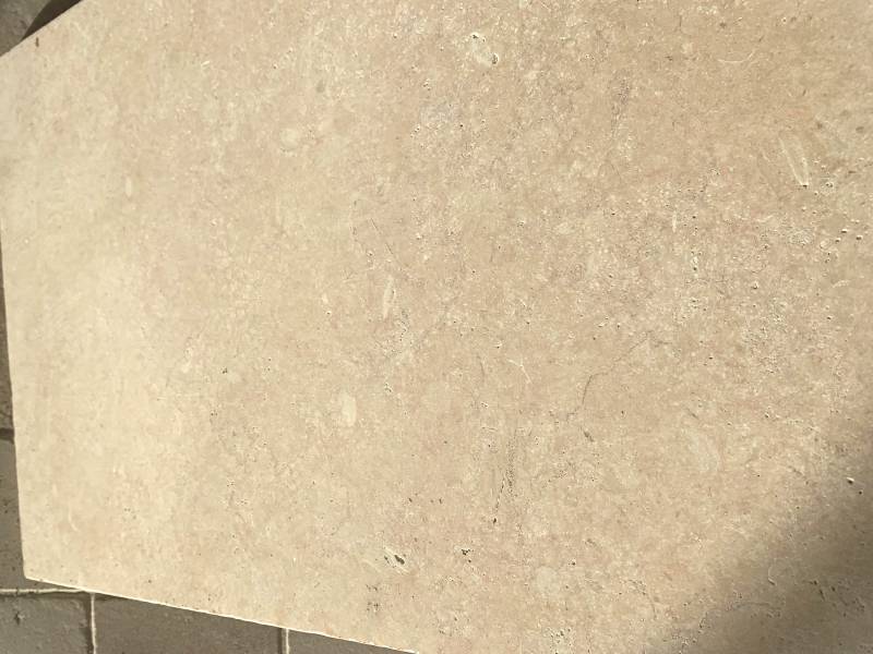 Dallage pierre naturelle blanche à Aix en provence et Saint Remy de provence