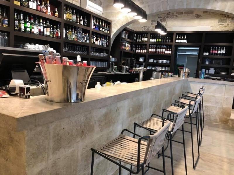 Pierre prix pour dallage intérieur et extérieur, terrasse et plage de piscine Montpellier