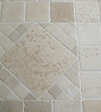 Pavé en Pierre Naturelle ANTICA© et DALECO© pour Passage de Voiture et Entrée de Garage – Durabilité et Esthétique.
