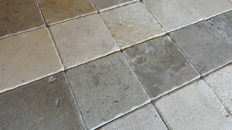 Pierre de Dordogne pour dallage intérieur et extérieur.