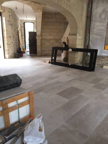 Carrière pierre naturelle de SEMOND, pierre de France pour dallage extérieur et intérieur