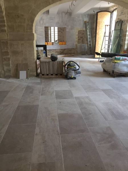 Dallage et Margelle en Pierre Naturelle – Vente à Beaune en Bourgogne-Franche-Comté