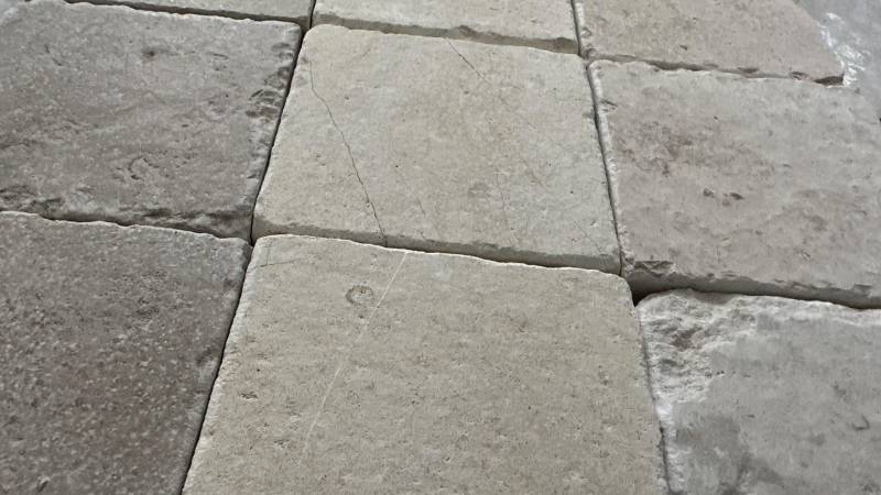 Pierre Naturelle de Dordogne : Dallage Haut de Gamme Direct Usine, livraison Lyon, Lyon Ouest, Auvergne-Rhône-Alpes