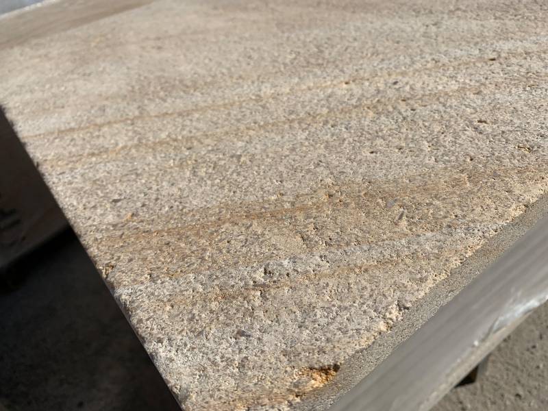 LES PLUS BELLES PIERRES NATURELLES AU 36 RUE DE BOURGOGNE 75007 PARIS, livraison Paris et en Ile de France avec camion hayon.