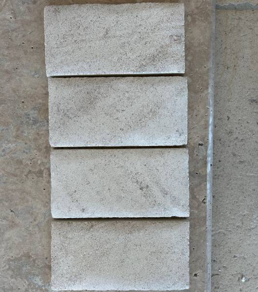 SEPT SHOWROOMS en France pour Découvrir la Pierre Naturelle.