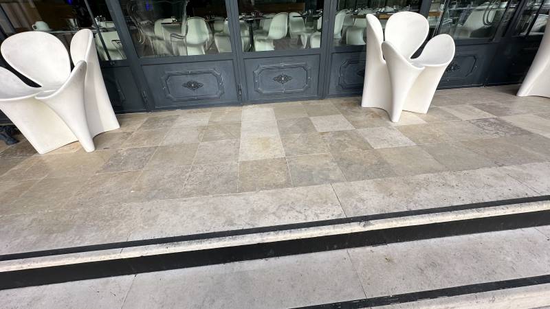 Pierre Naturelle de Dordogne : Dallage Haut de Gamme Direct Usine, livraison Lyon, Lyon Ouest, Auvergne-Rhône-Alpes