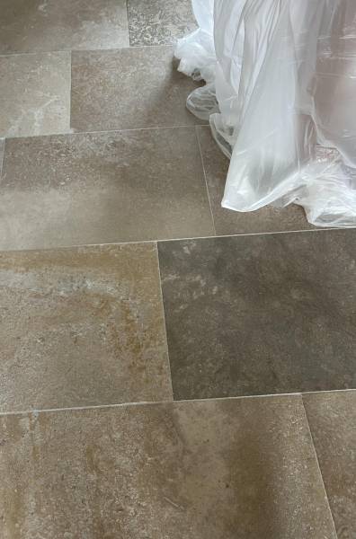 Les Plus Beaux Dallages en Pierre du Périgord Vieillie – Sol Antique Intérieur | Livraison à Nice et Grasse – FRANCEPIERRE