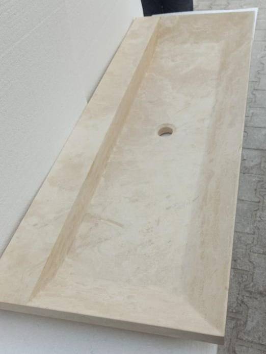 Vasque effet contemporain en Travertin adouci