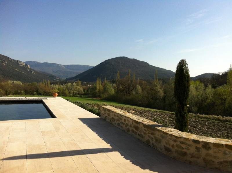 Carrière de Semond pierre située en Bourgogne (Côte d'Or) 21, extraite par Eric Babouillard