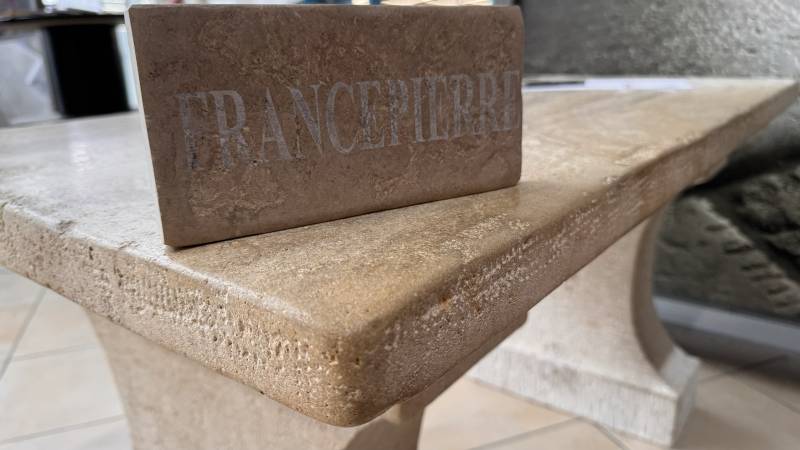 MATÉRIAUX ANCIENS EN PIERRE NATURELLE : LE CHARME D’ANTAN AVEC FRANCEPIERRE