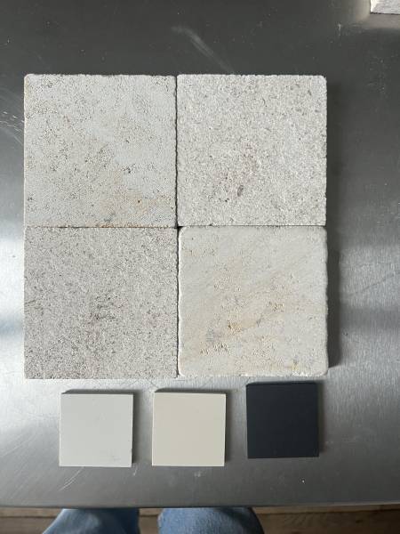 FRANCEPIERRE vous propose une pierre calcaire naturelle extraite à Semond, en Bourgogne-Franche-Comté, auprès du carrier Babouillard Éric.