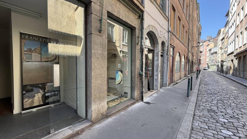 Travertin à Lyon : Vente Directe par FRANCEPIERRE, Fabricant Spécialiste en Pierre Naturelle