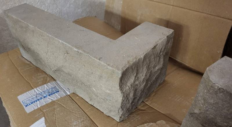 Parement Mur pour angle et chaine d'angle en Pierre Naturelle Française