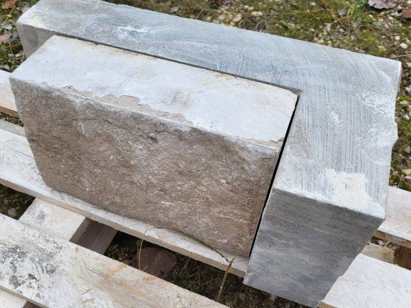 Parement Mur pour angle et chaine d'angle en Pierre Naturelle Française
