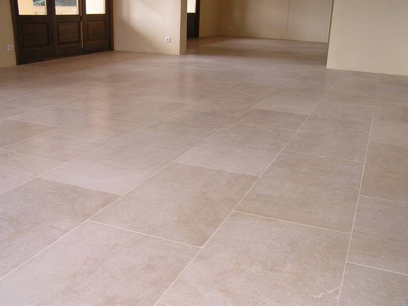 Roche d'Or : La Pierre Naturelle pour Sublimer les Plus Belles Demeures de la Côte d'Azur.