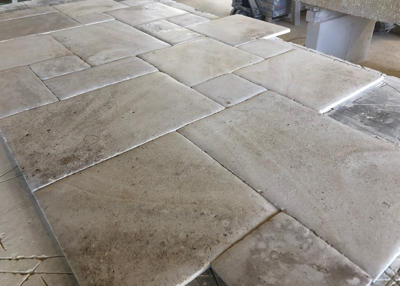 Achetez votre Dallage en Pierre Naturelle de Semond Nuancé (Hors IGP) – Direct Carrière et Usine FRANCEPIERRE – Qualité et Prix Directs, Livraison France et International