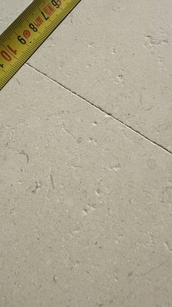 La pierre de Montagnac et la pierre de Sainte-Croix sont les plus belles pierres naturelles du Périgord, Dordogne.