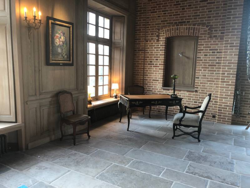 Sol Antique en Pierre du Périgord Vieillie – Dallage Intérieur Ancien | Livraison à Nice et Grasse – FRANCEPIERR