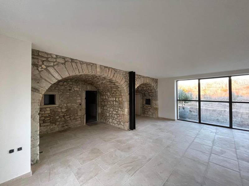 PIERRE NATURELLE HAUT DE GAMME EN ÎLE-DE-FRANCE — FRANCEPIERRE, Fabricant Référence pour Paris, Hauts-de-Seine et Yvelines