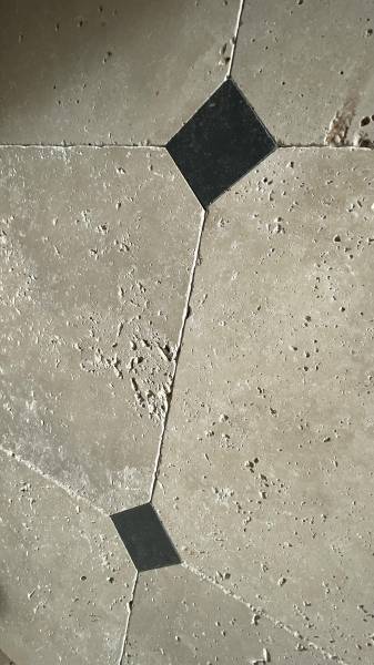 Travertin : vente de carrelage pour intérieur & extérieur en pierre naturelle à prix pas cher. Découvrez nos revêtements de sol en travertins pour terrasse