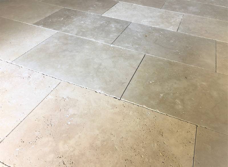 Travertin Light mix en 61x40,6cm, épaisseur 1,2cm, BEZIERS