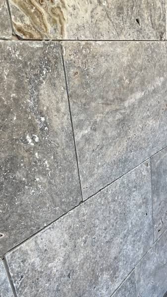 Travertin Gris Silver livraison partout en France et Europe, chantier Lyon et Cannes