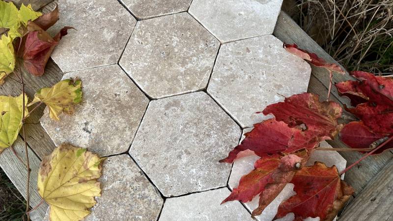 Travertin extérieur en tomette pour terrasse NIMES AVIGNON