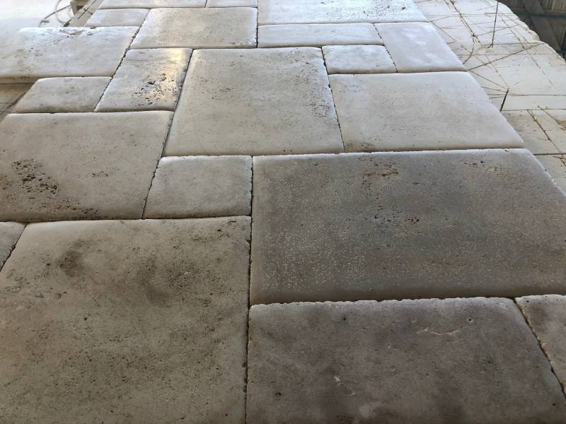 Sols, carrelage pierre, parement, tomette l'ambiance pierre naturelle, livraison Aubagne