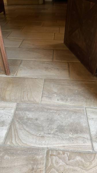 Dallage en pierre naturelle pour intérieur et extérieur livraison Dordogne, Bordeaux, Occitanie