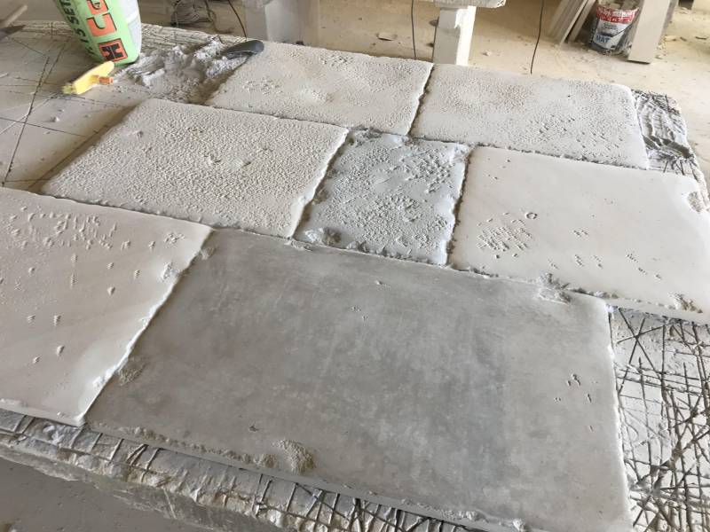 Antique French Stone Flooring, pierre de France grandes dalle d'Eglise, Cathédrale, Château, Manoir de France.