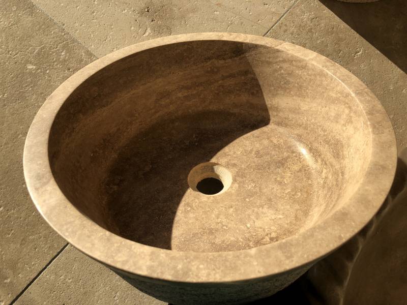 Vasque en Travertin pierre naturelle à BEZIERS