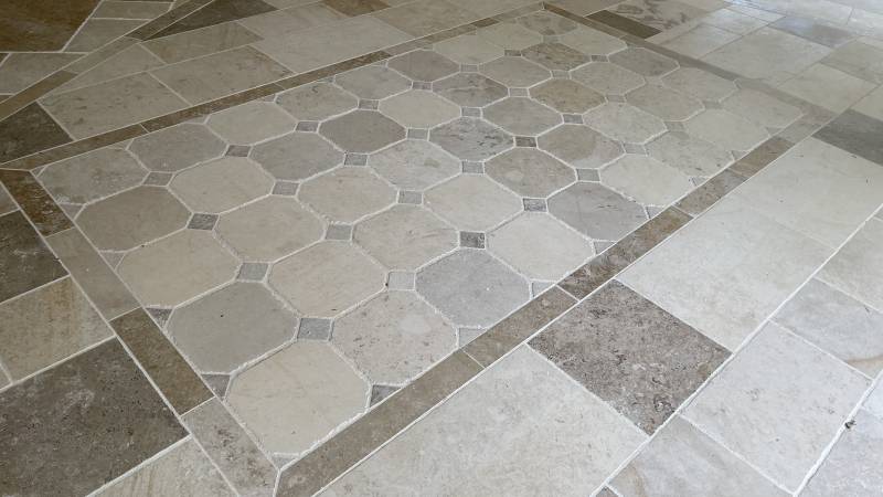 Dallage pierre naturelle blanche à Aix en provence et Saint Remy de provence