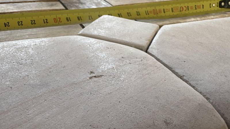 Tailleur de Pierre : Un Art Ancestral. A Paris, uniquement sur RDV au 36 rue de Bourgogne dans le 7ème arrondissement.