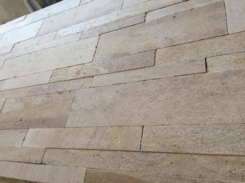 Pierre naturelle pour dallage et taille de pierre à Lyon 69