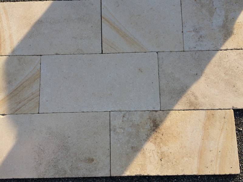 Pierre de Valdenod vieilli vibré Aix en Provence La pierre naturelle au 36 rue de Bourgogne 75007 PARIS