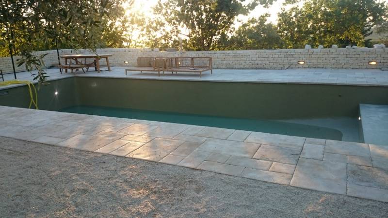 Dalle ancienne de récupération, L'ISLE SUR SORGUE