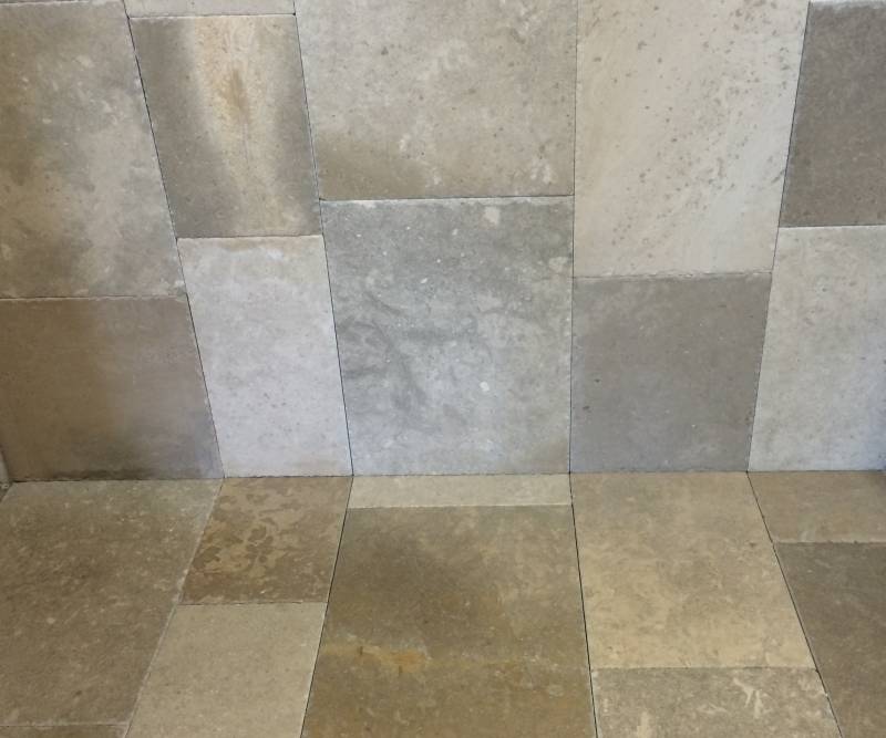 Pierre de Dordogne grise Saint Tropez