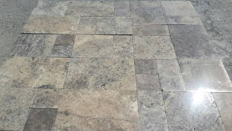 Travertin gris. Saint Rémy de Provence