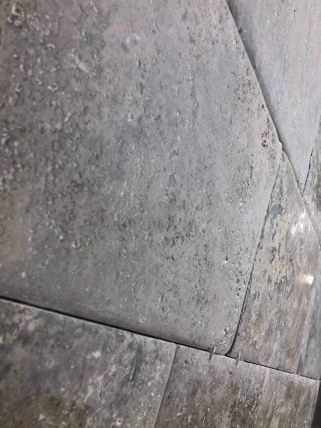 Travertin ancien entre Tavel et Uzès